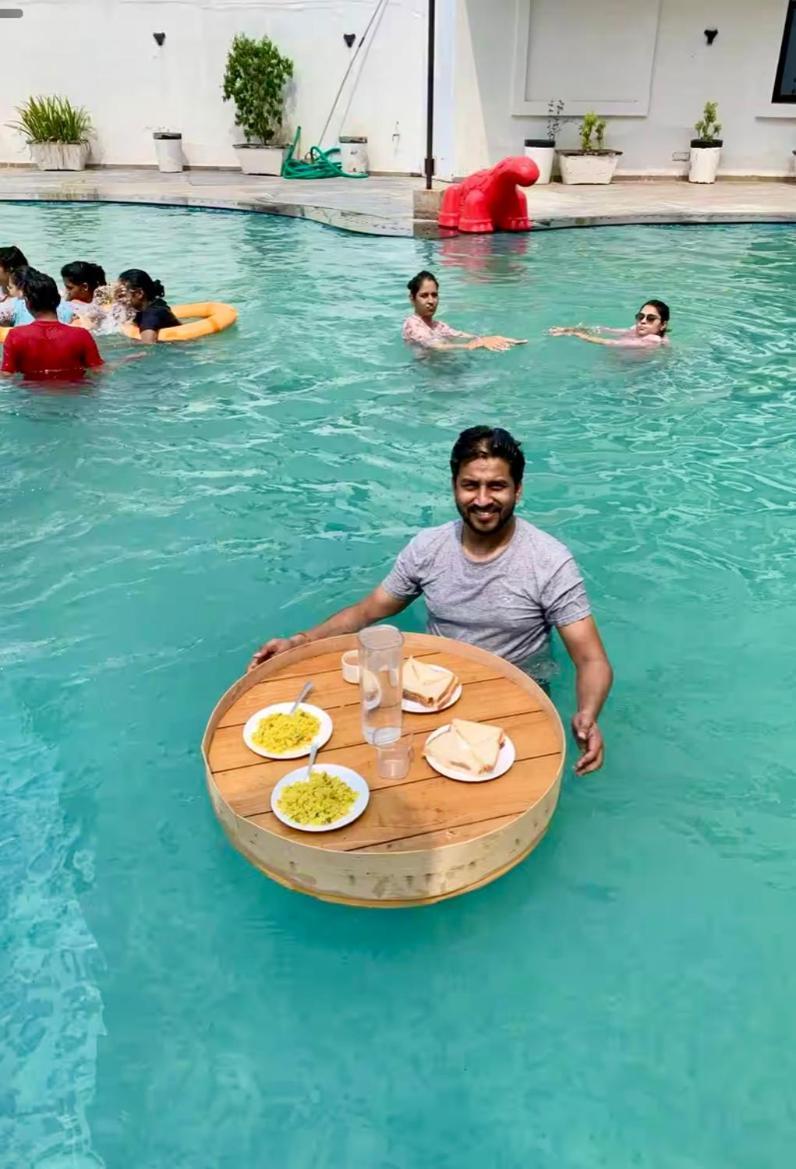 Om Sanctuary Resort By Pinks Hospitality Rupāwati Exterior foto